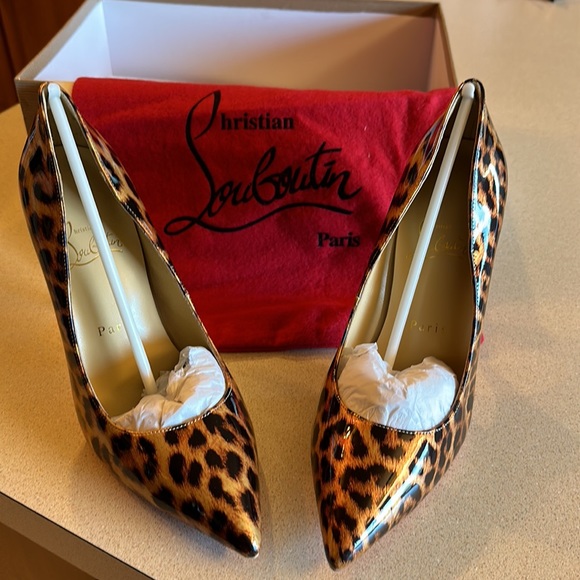 Christian Louboutin Leopard print high heels - Picture 2 of 7